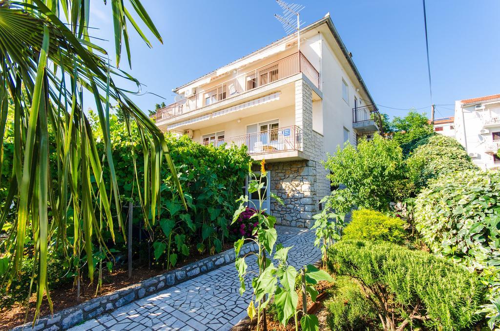 Apartments Daria Selce Kültér fotó