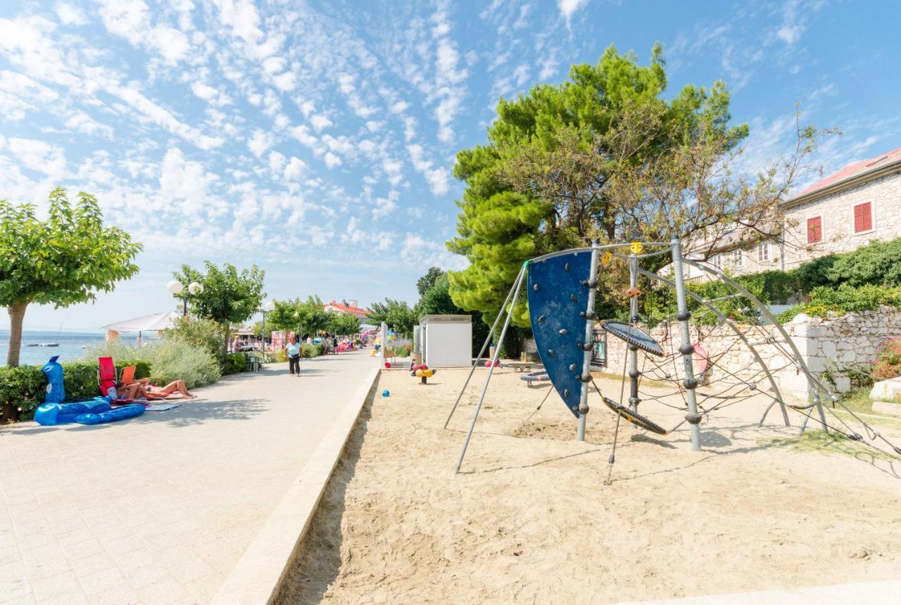Apartments Daria Selce Kültér fotó
