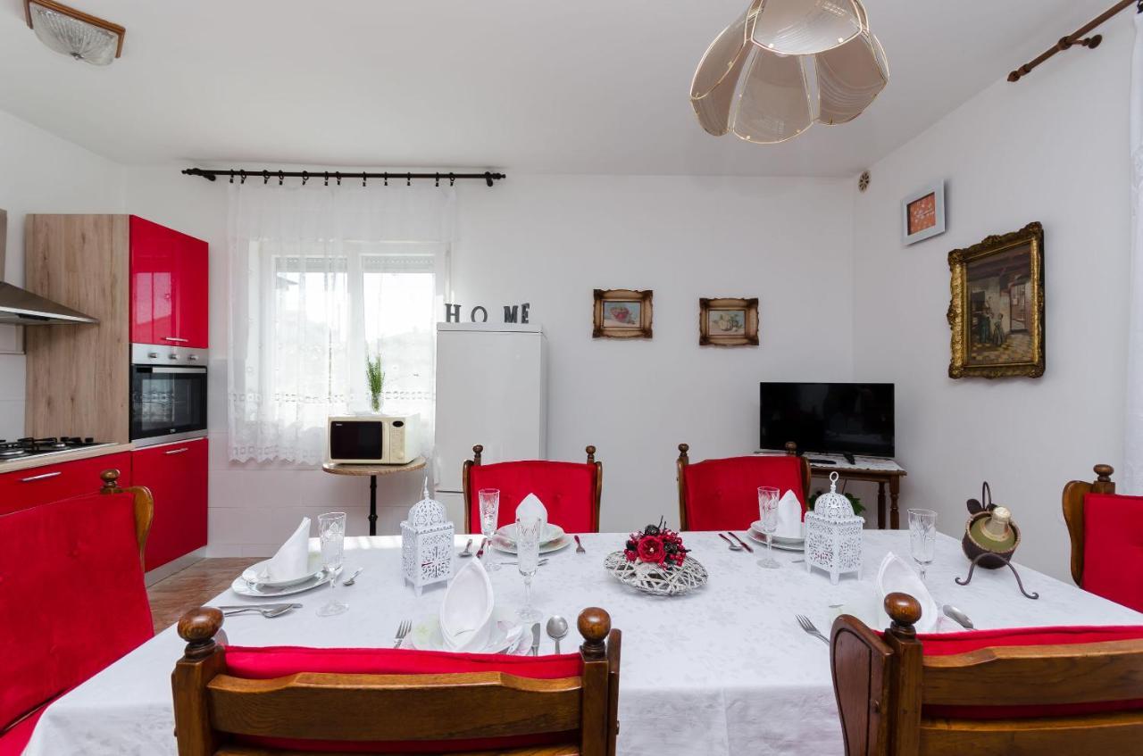 Apartments Daria Selce Kültér fotó